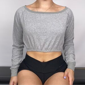 NIKE Long Sleeve Cinch Crop Long Sleeve Boat Neck‎ Casual Yoga Workout Gym